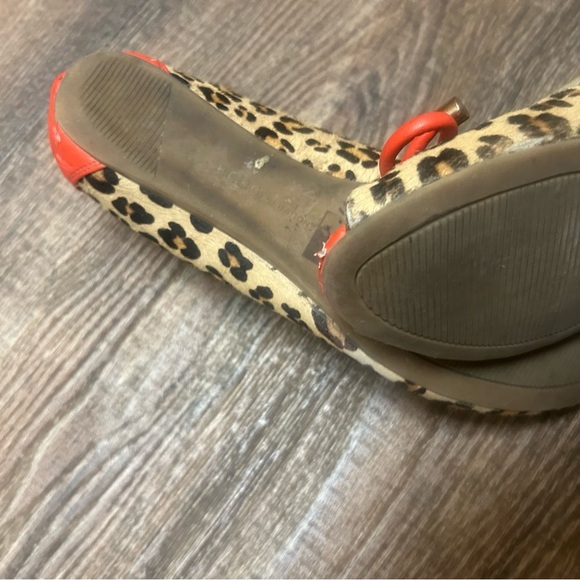 BCBG Generation 7.5 Leopard Print/orange Ballet Flats- good condition with wear - Picture 6 of 11